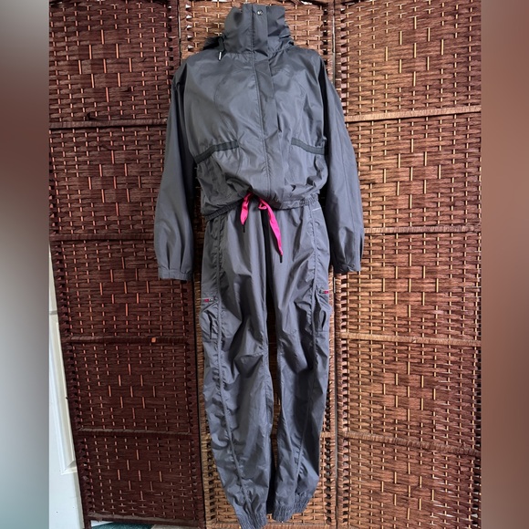 lululemon athletica Pants - lululemon athletica 2010 - Dark Grey Tracksuit - S